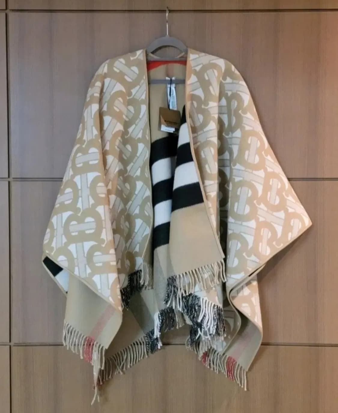 버버리 울 케시미어 케이프 판쵸 상품이미지4