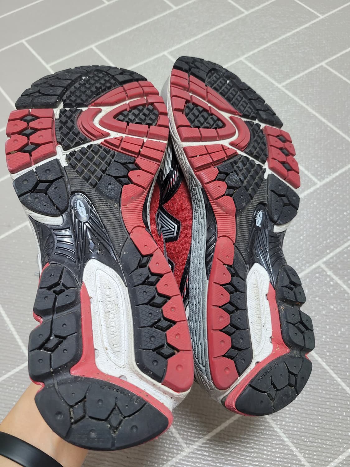 뉴발란스 860v2 화이트레드 240 상품이미지5