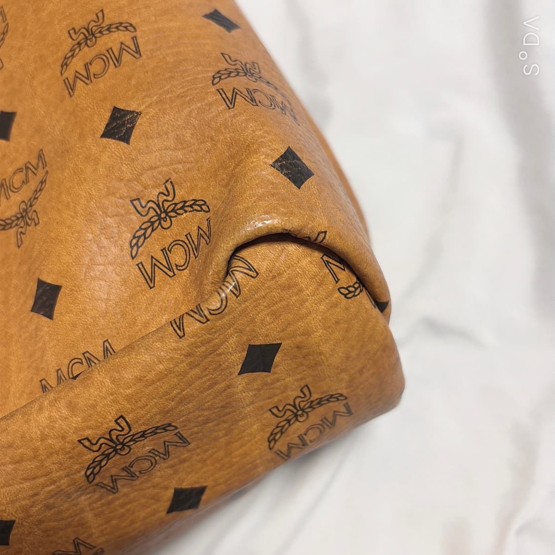 MCM 엠씨엠 시그니터 패턴 쇼퍼백 상품이미지10