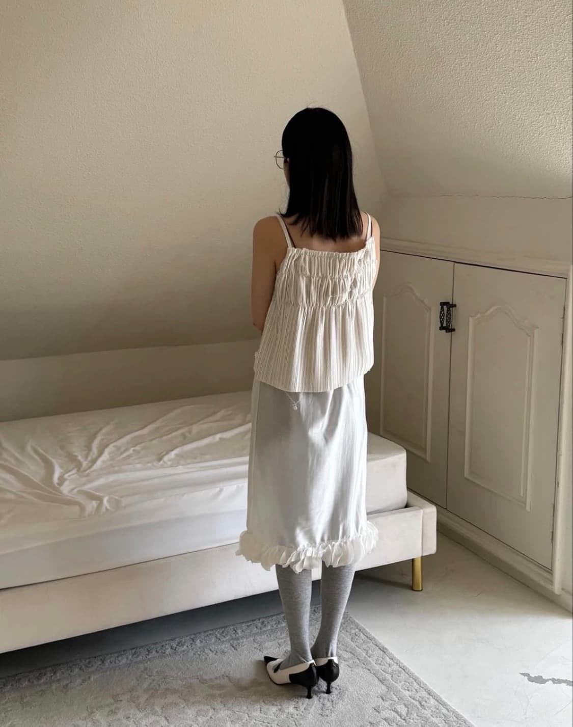 플리츠 스퀘어넥 탑 나시 블라우스 상품이미지2