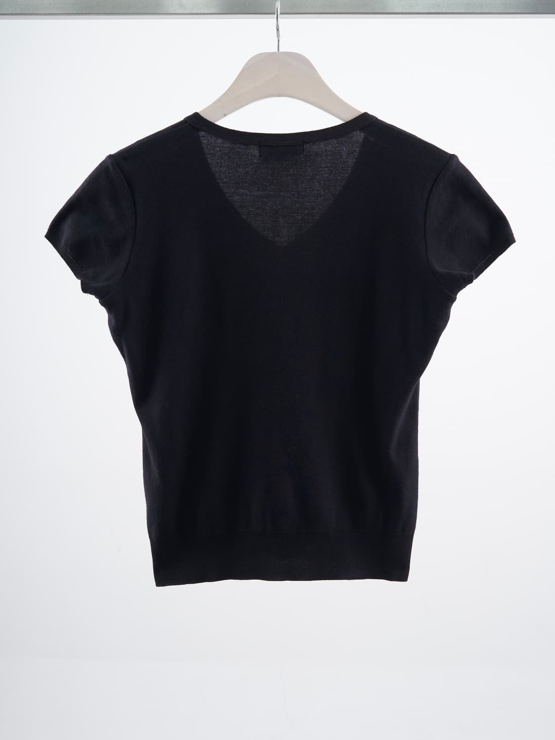 Burberry 블루라벨 하트 패치 브이넥 반팔티 상품이미지2