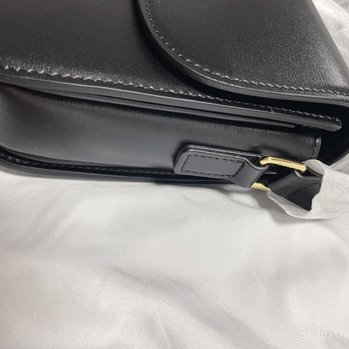 셀린느 트리오페 미듐 블랙 상품이미지5