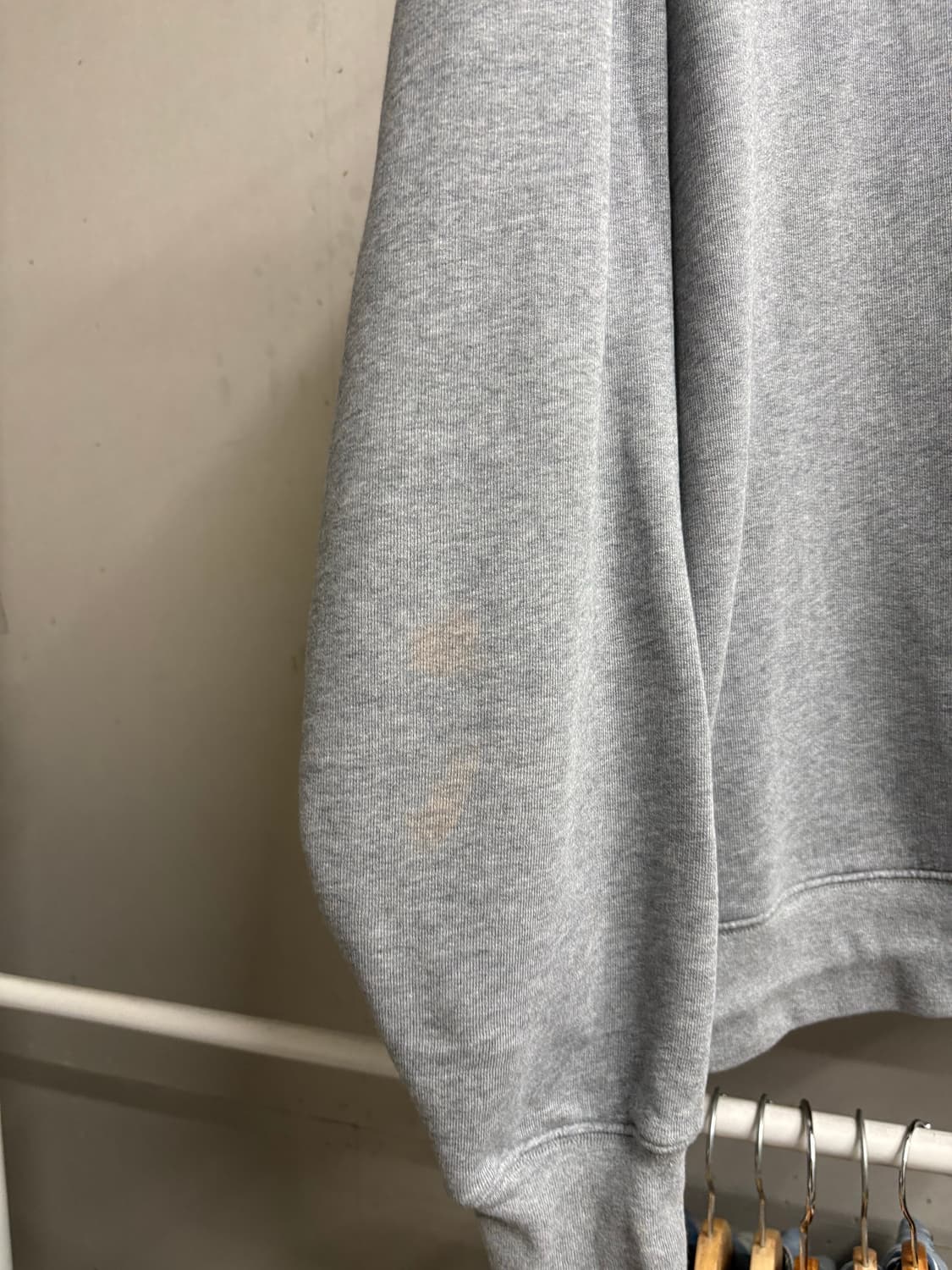 아크네스튜디오 페어뷰 맨투맨 상품이미지6