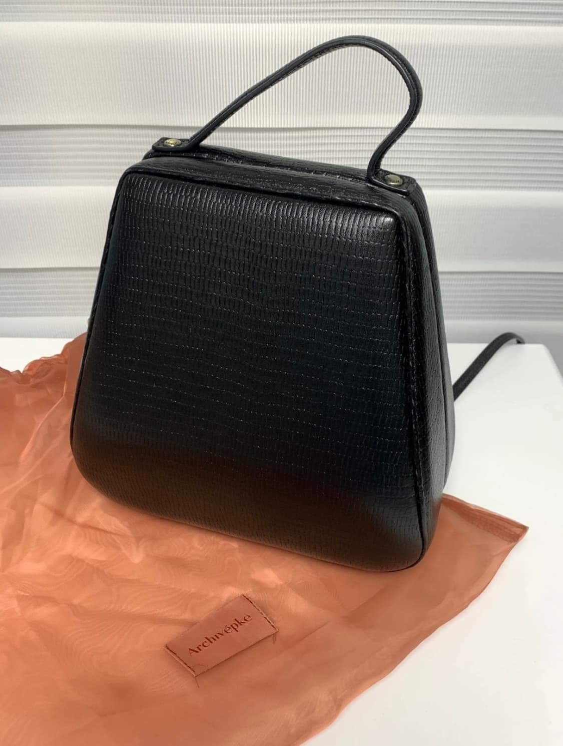 아카이브앱크 쉘틴백 리자드블랙 상품이미지1