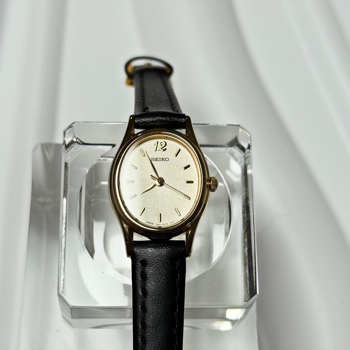 80s90s 빈티지 세이코 클래식 골드 오벌 다이얼 워치 상품이미지5
