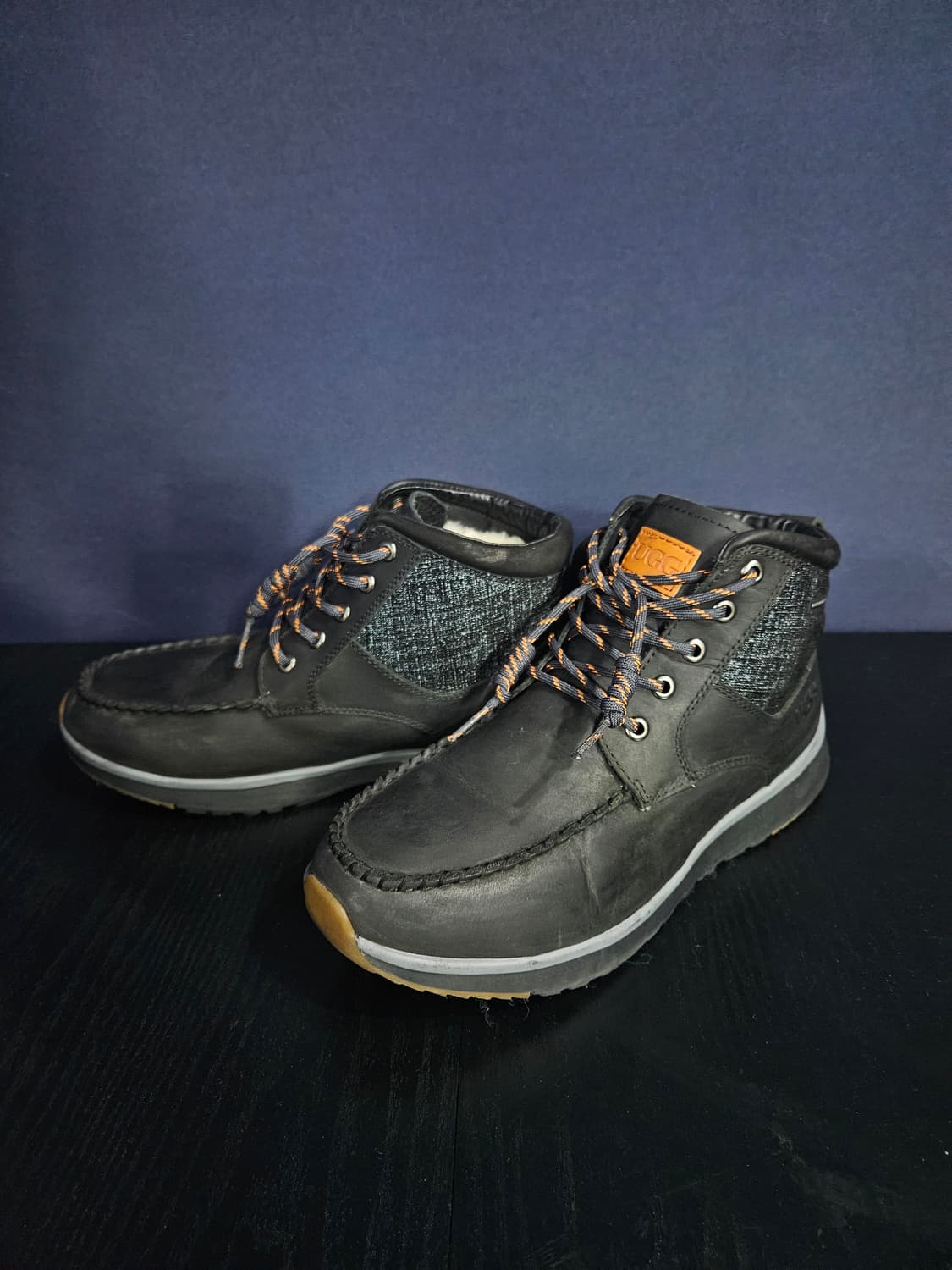 UGG 블랙차콜컬러 남성 260 양모 워커 부츠  상품이미지2