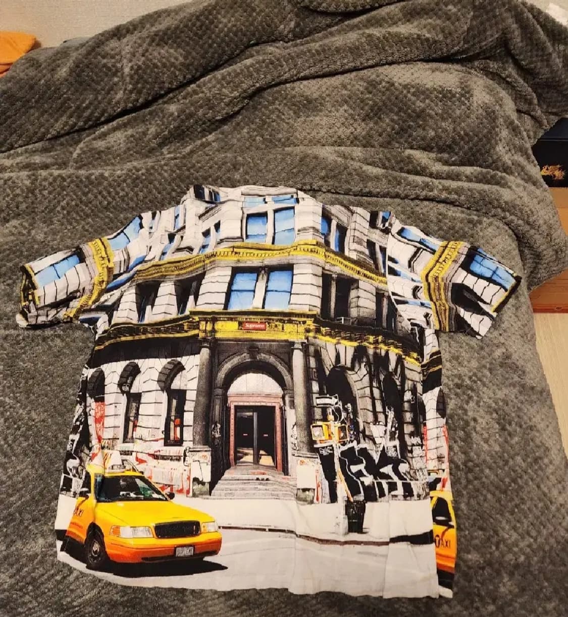 Supreme 슈프림 190바워리 레이온 숏슬리브 셔츠 멀티컬러 팝니다. 상품이미지3