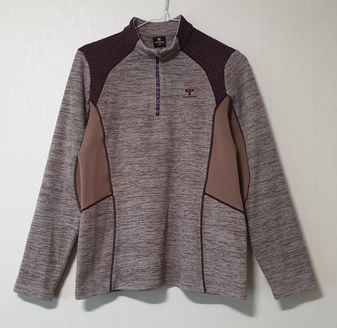 투스카로라 기모 반집업 긴팔티 95사이즈 상품이미지1