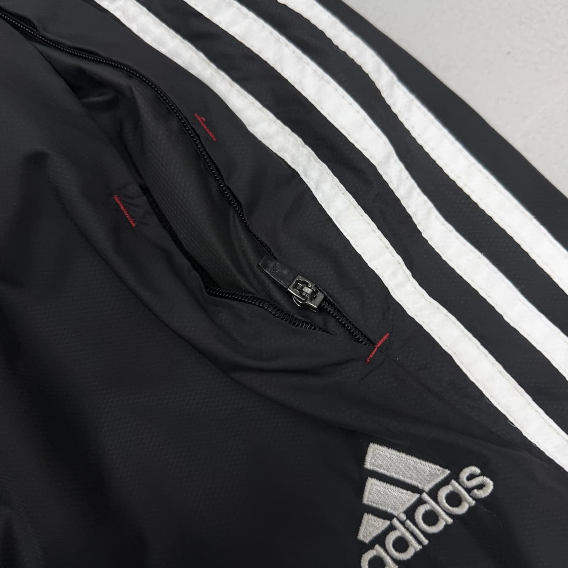 아디다스 00s 삼선 올드스쿨 바람막이 트랙팬프 상품이미지5