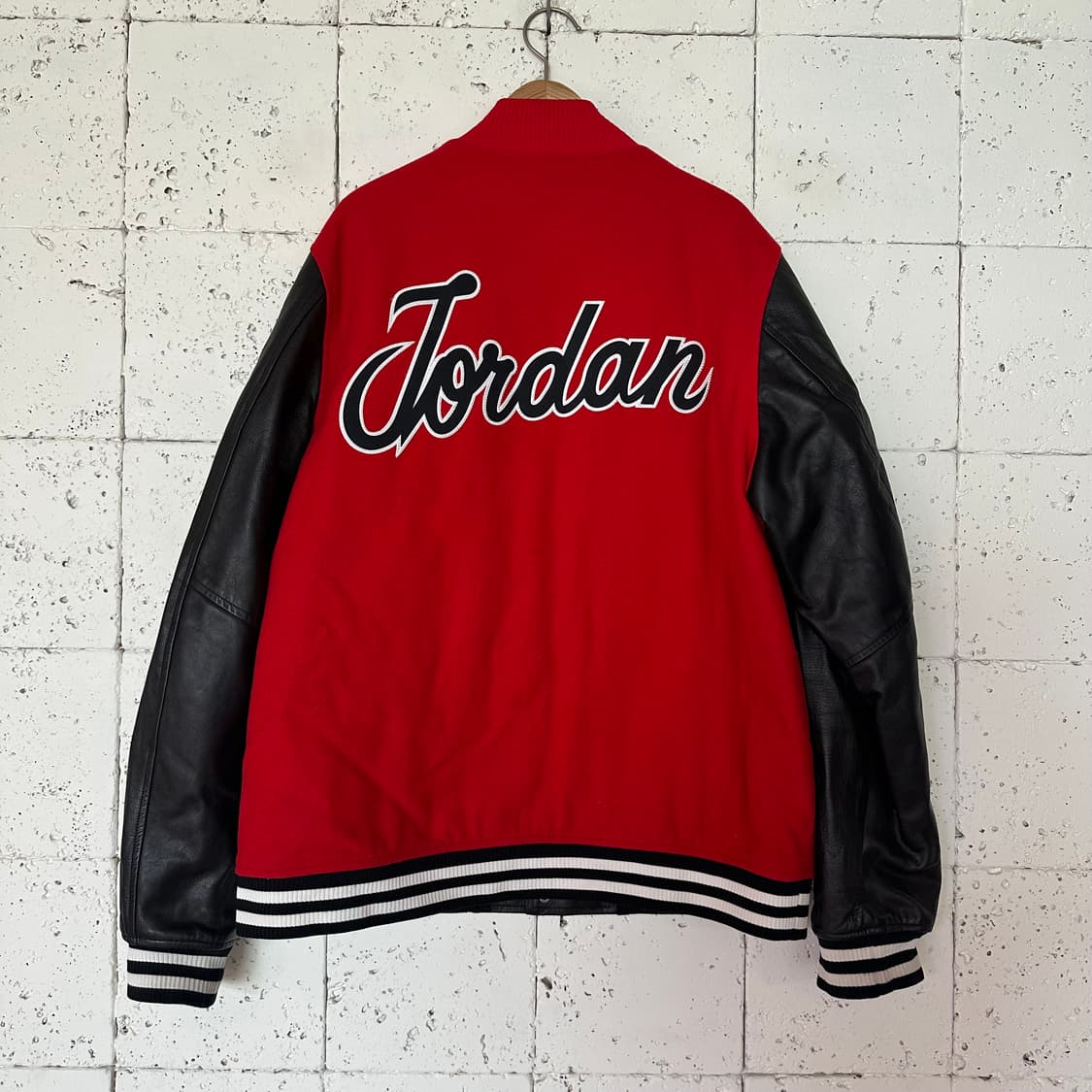 105 나이키 조던 바시티 자켓 상품이미지7