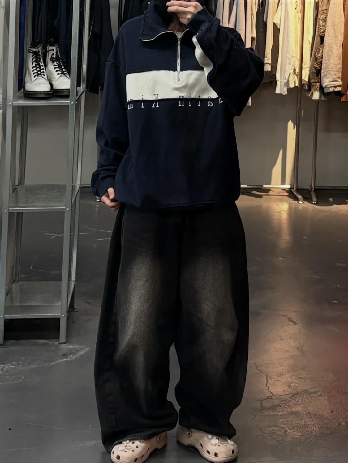 마뗑킴 커티드로고 하프집업 네이비 스웻셔츠 A3635 상품이미지1