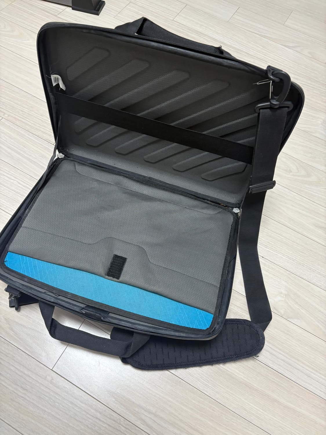 툴레 노트북 태블릿 가방 15인치 상품이미지2