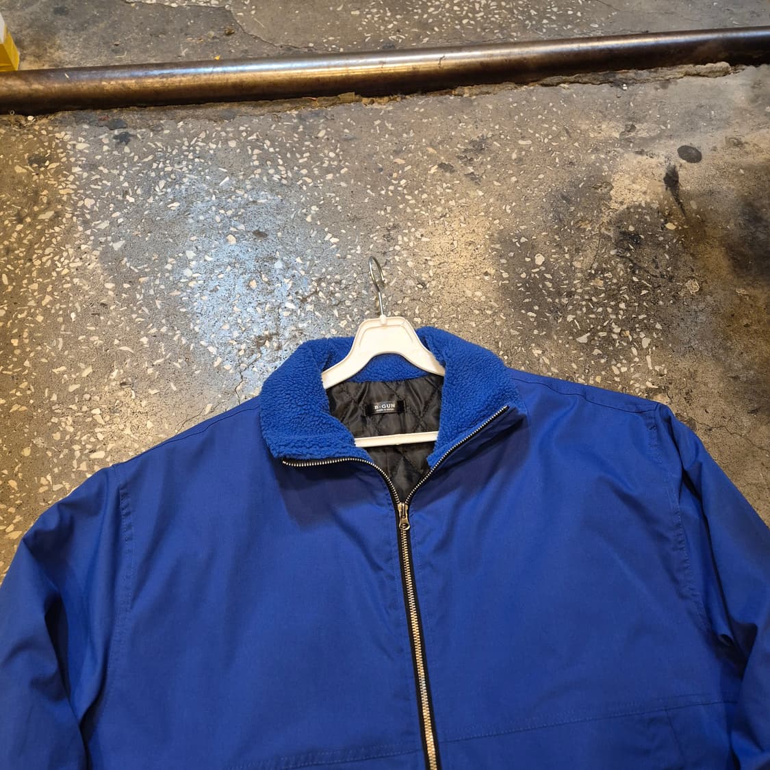 FREE(착샷잇음) 코발트블루 누빔 블루종점퍼  상품이미지7