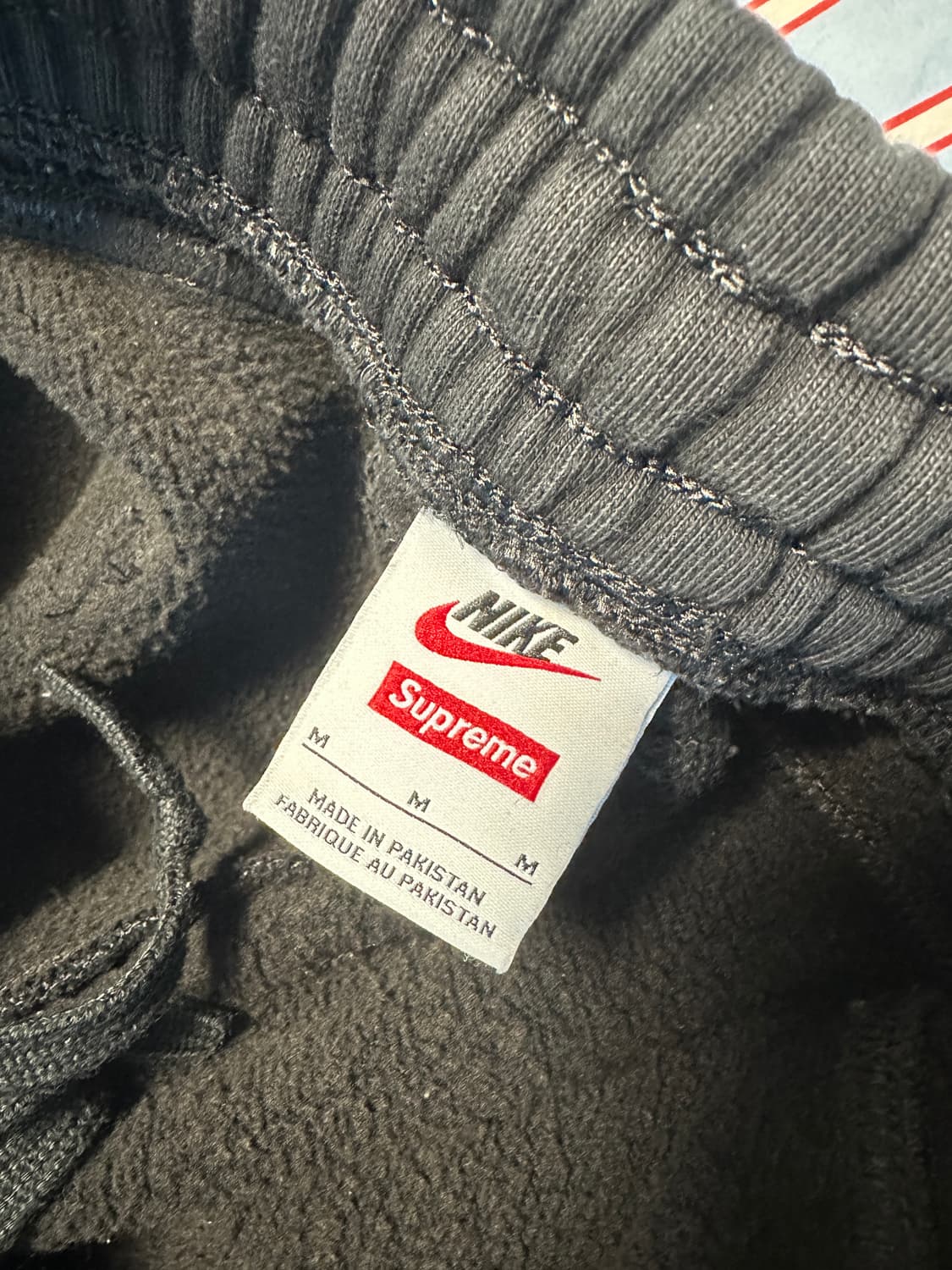 슈프림 나이키 팬츠 상품이미지3