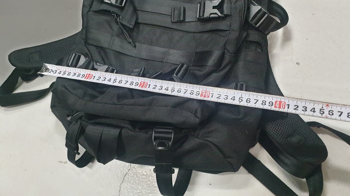 뉴에라 검정 백팩 상품이미지4