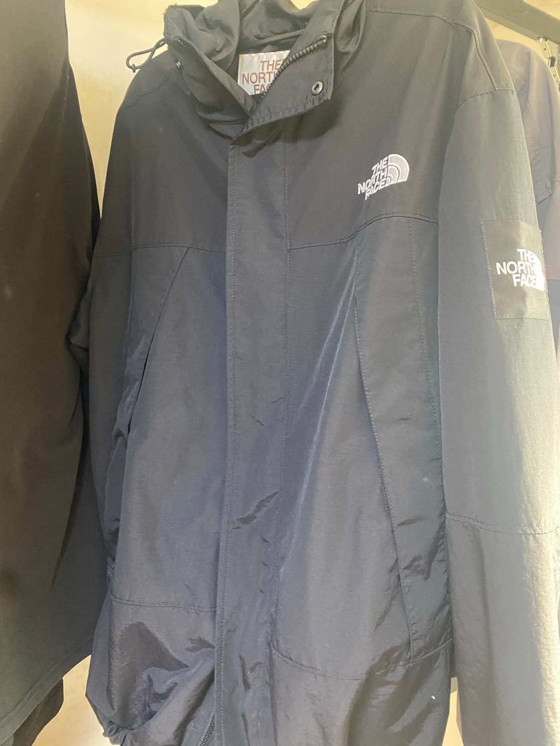노스페이스 바람막이 상품이미지1