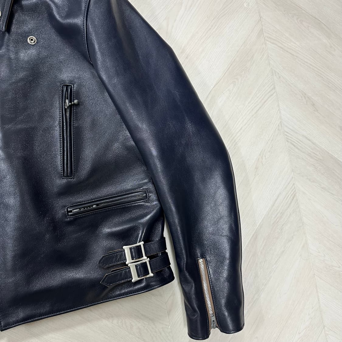 어딕트 클로즈 ad02 46  다크블루 호스하이드 상품이미지3