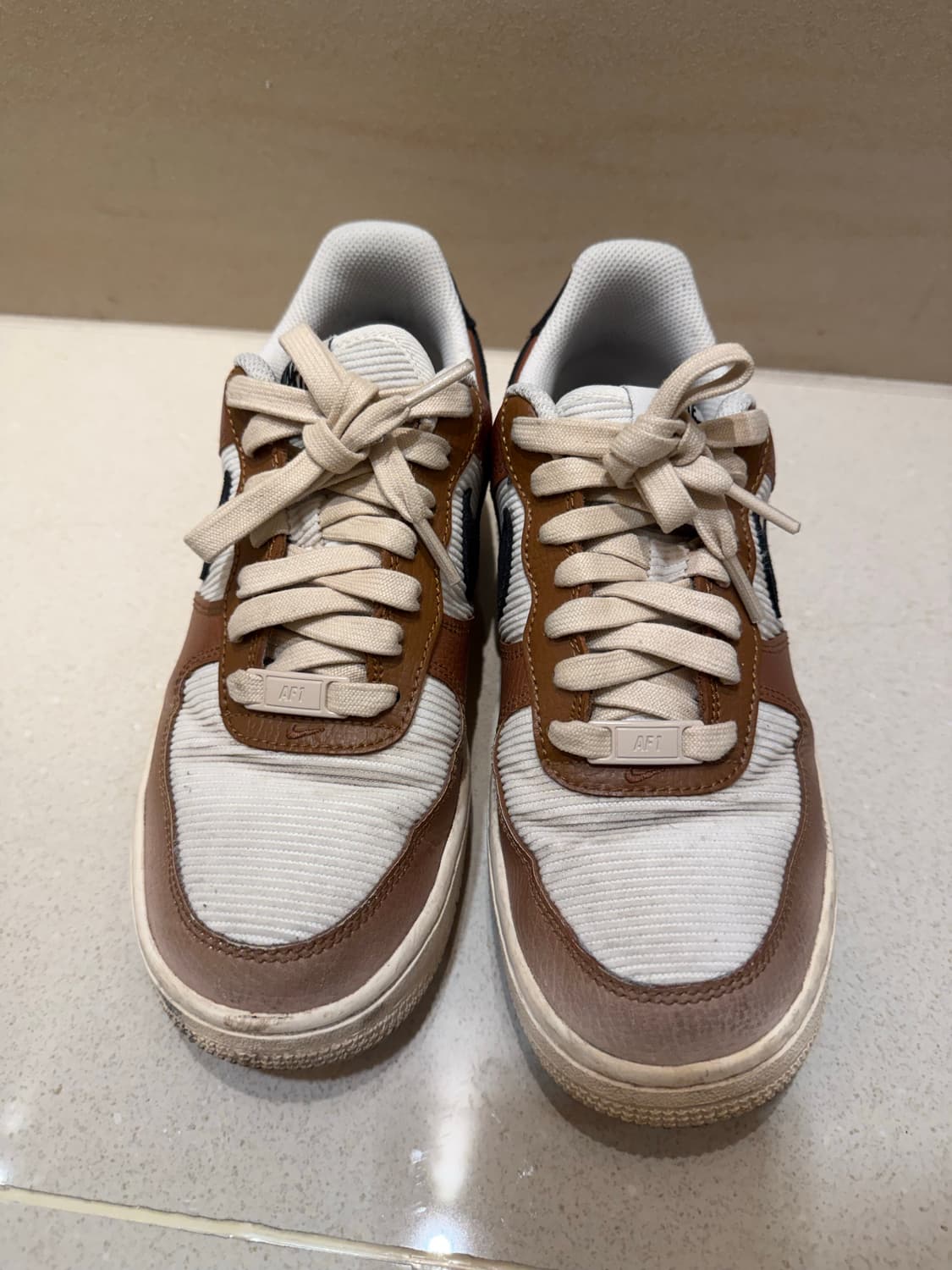 나이키 에어포스1 브라운 240 아디다스 스니커즈 운동화 여자신발 상품이미지1