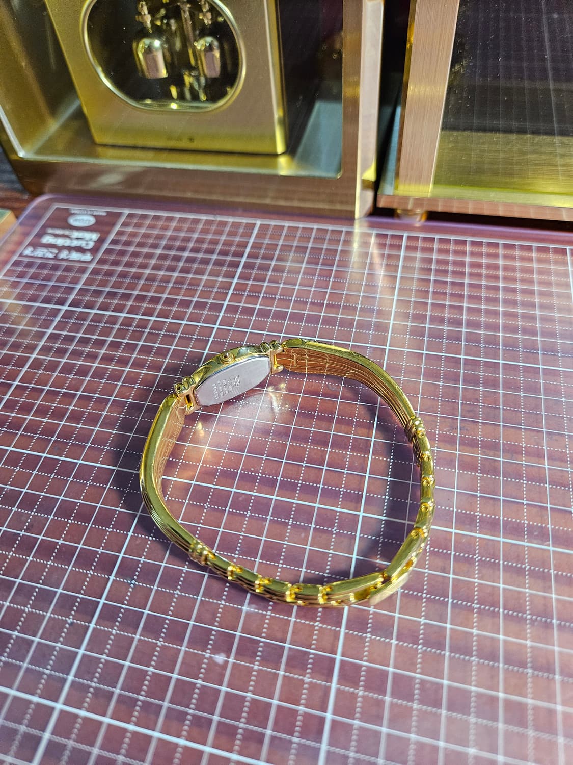 세이코 빈티지 여성용 팔찌형 금장 시계 쿼츠 상품이미지5