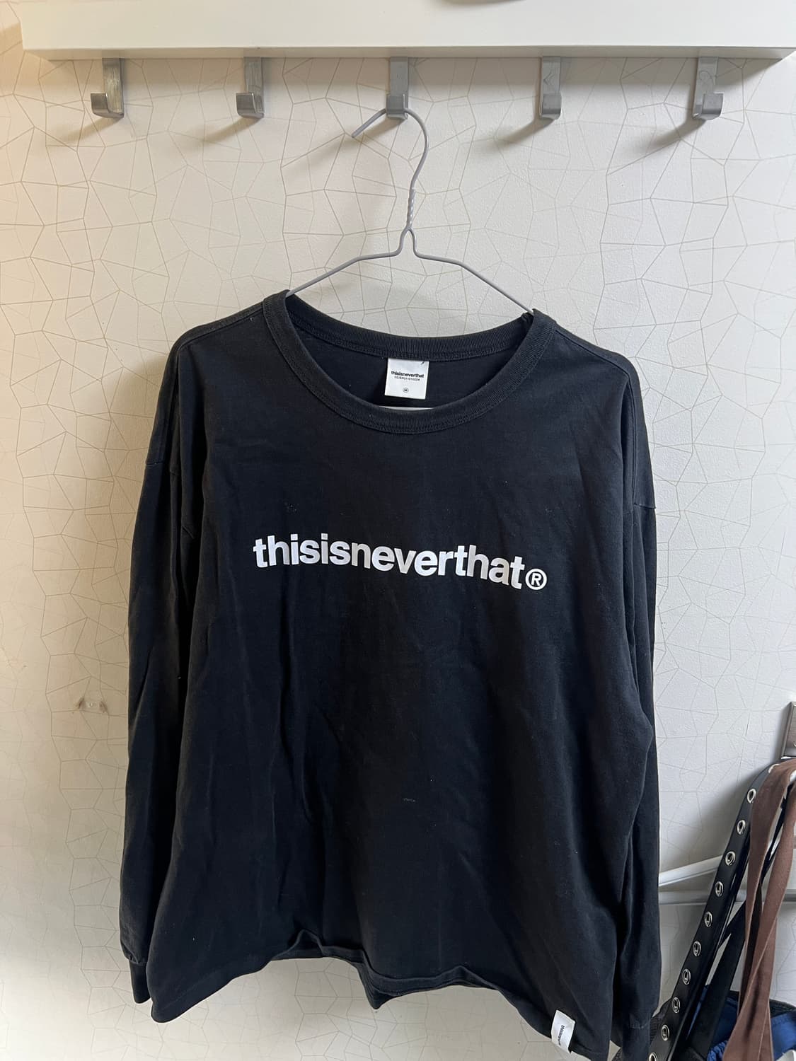 디스이즈네버댓 롱슬리브 블랙 상품이미지1