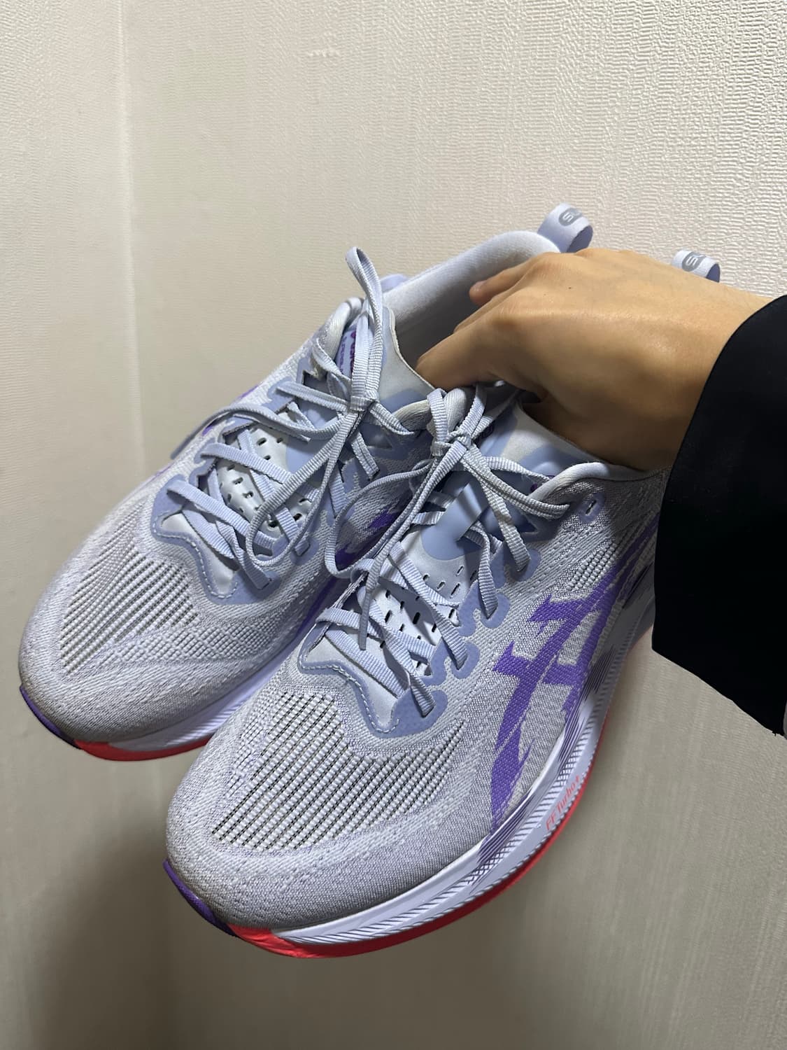 275) 아식스 슈퍼블라스트2 팝니다 상품이미지1