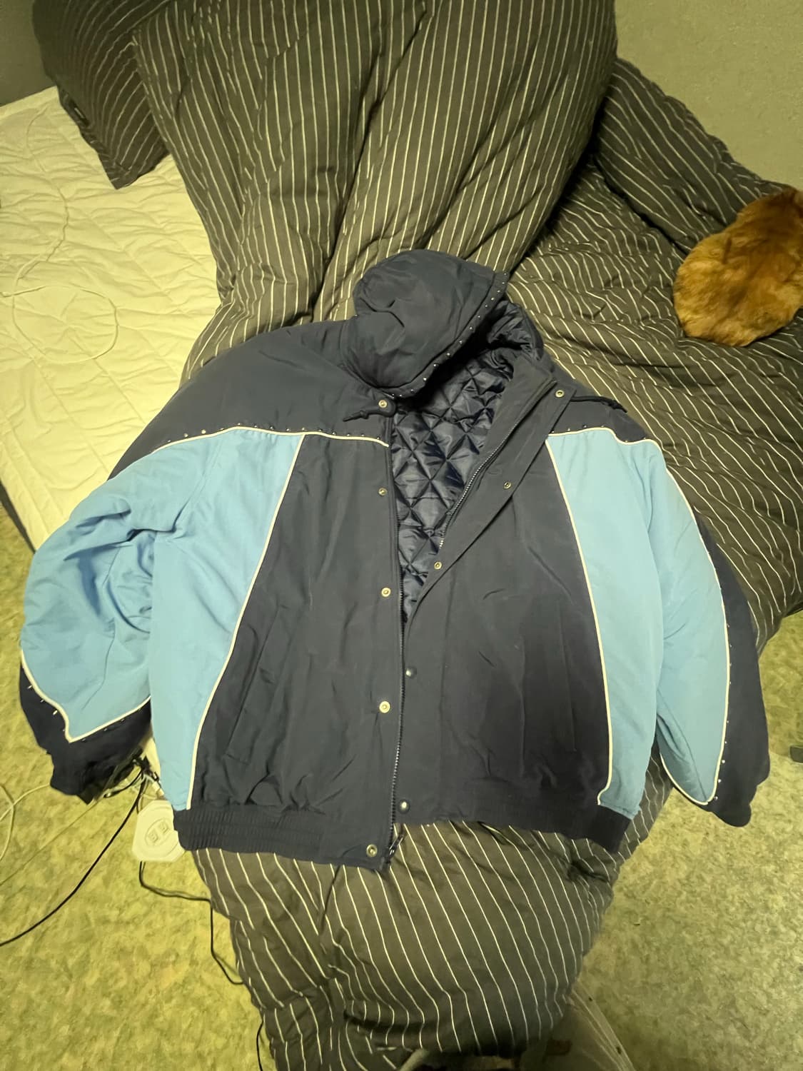 슈프림 스터디드 스타디움 자켓 상품이미지2