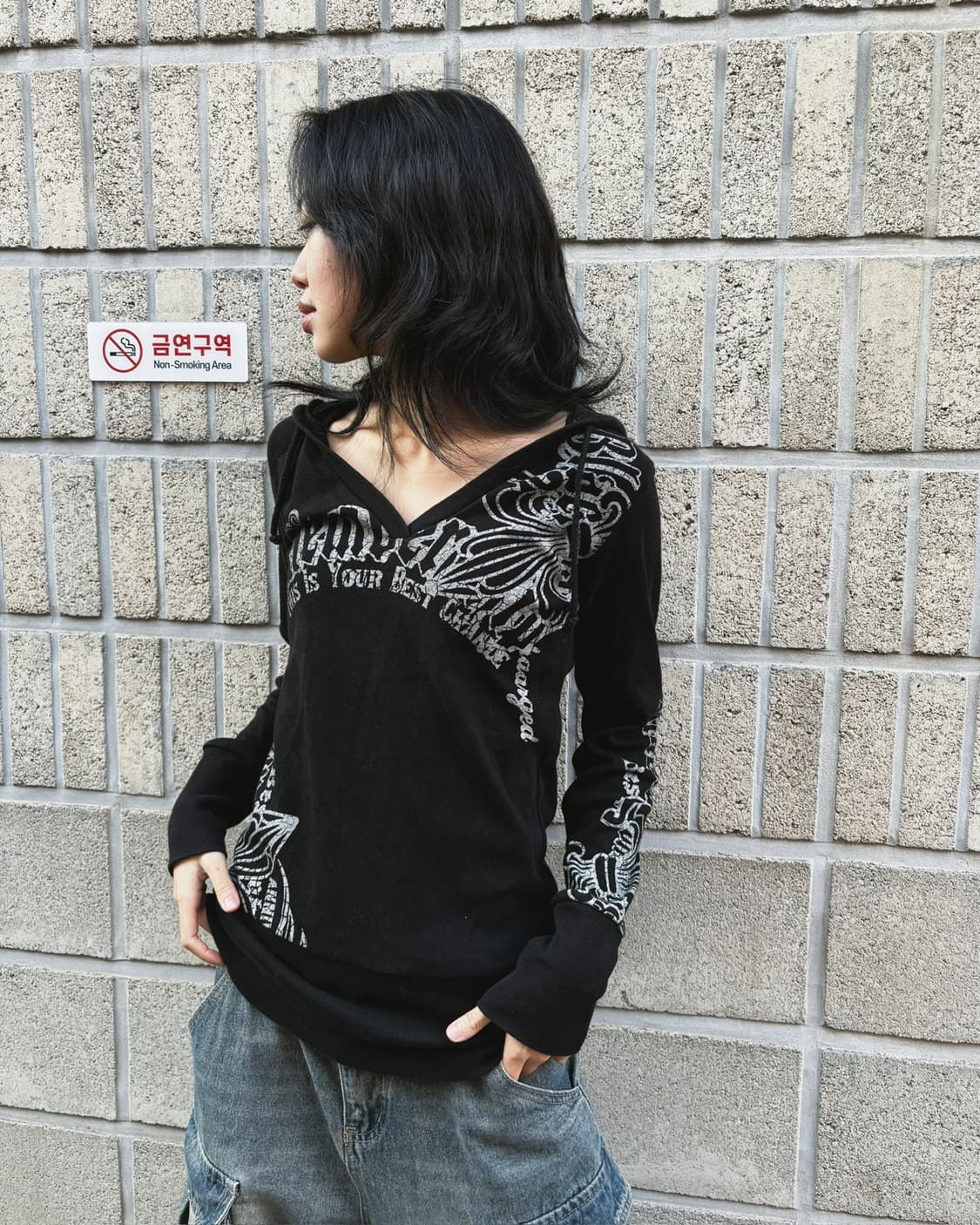 글리츠 큐빅 디테일 와이드넥 후드티 상품이미지4