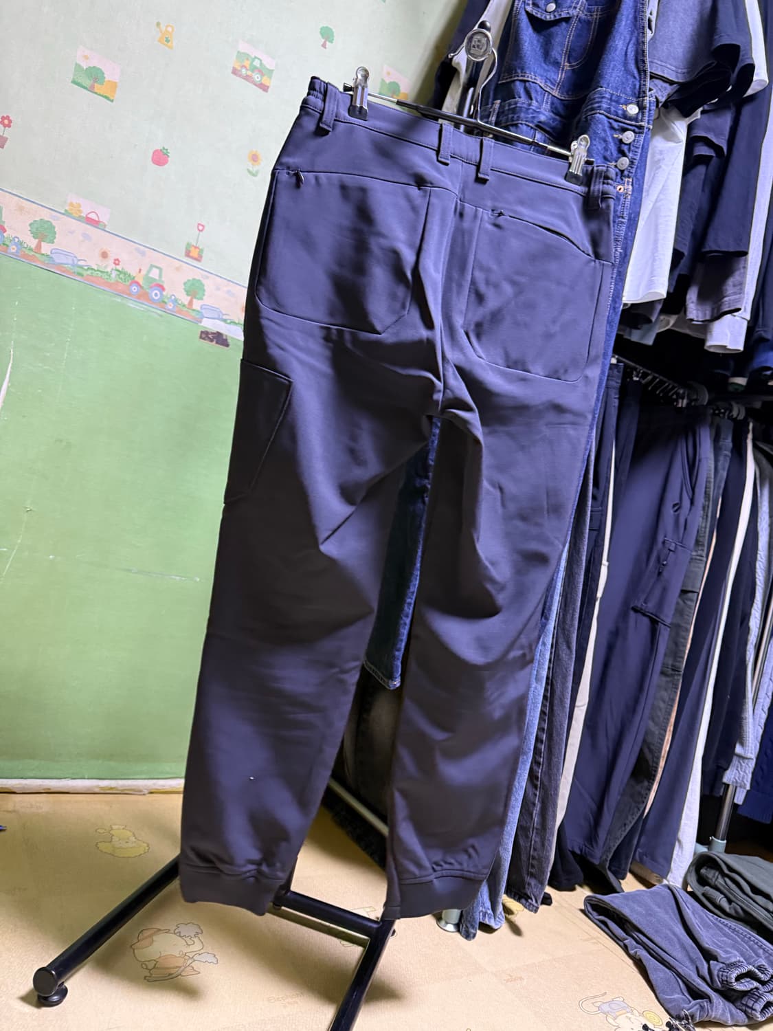 안녕하세여 험멜 약기모 조거팬츠 30사이즈 3종 판매합니다. 상품이미지4