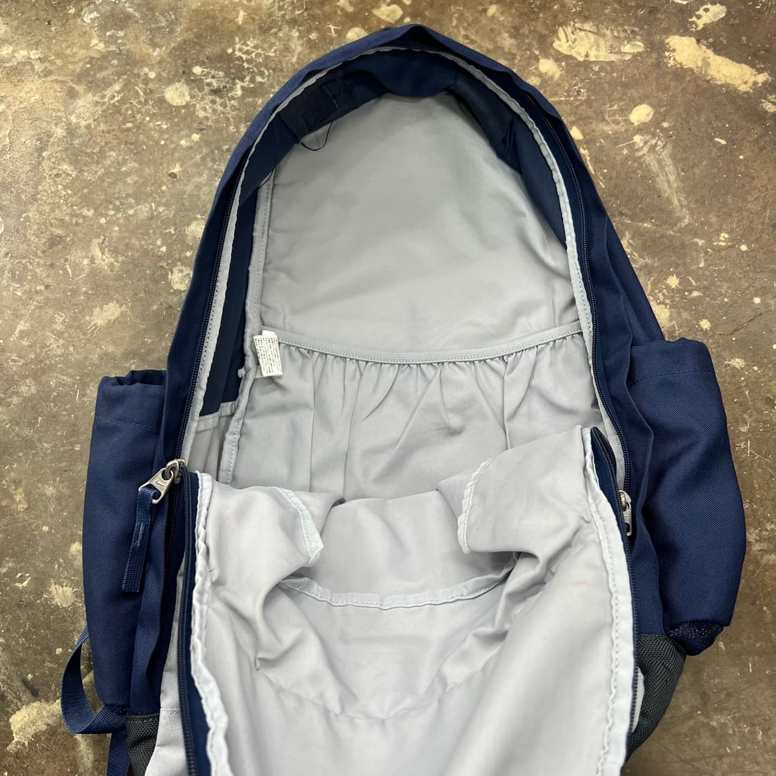나이키 카이리 어빙 백팩 가방 책가방 상품이미지3