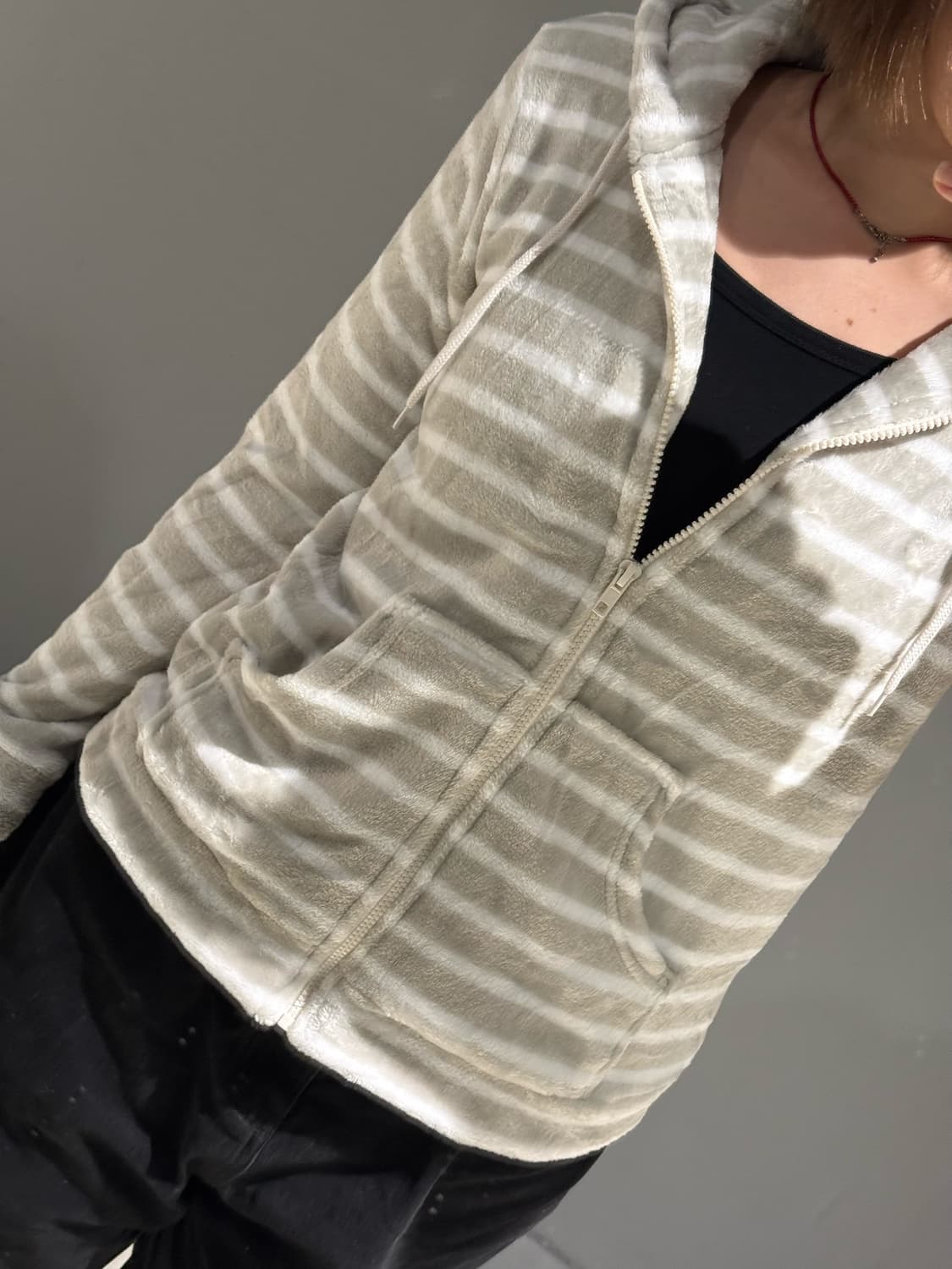 stripe pattern fleece hood zip-up 상품이미지2