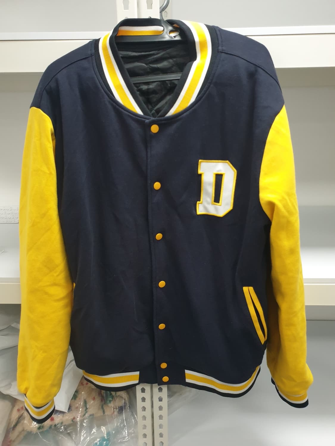 두산베어스 야구점퍼 110사이즈 팝니다 상품이미지1