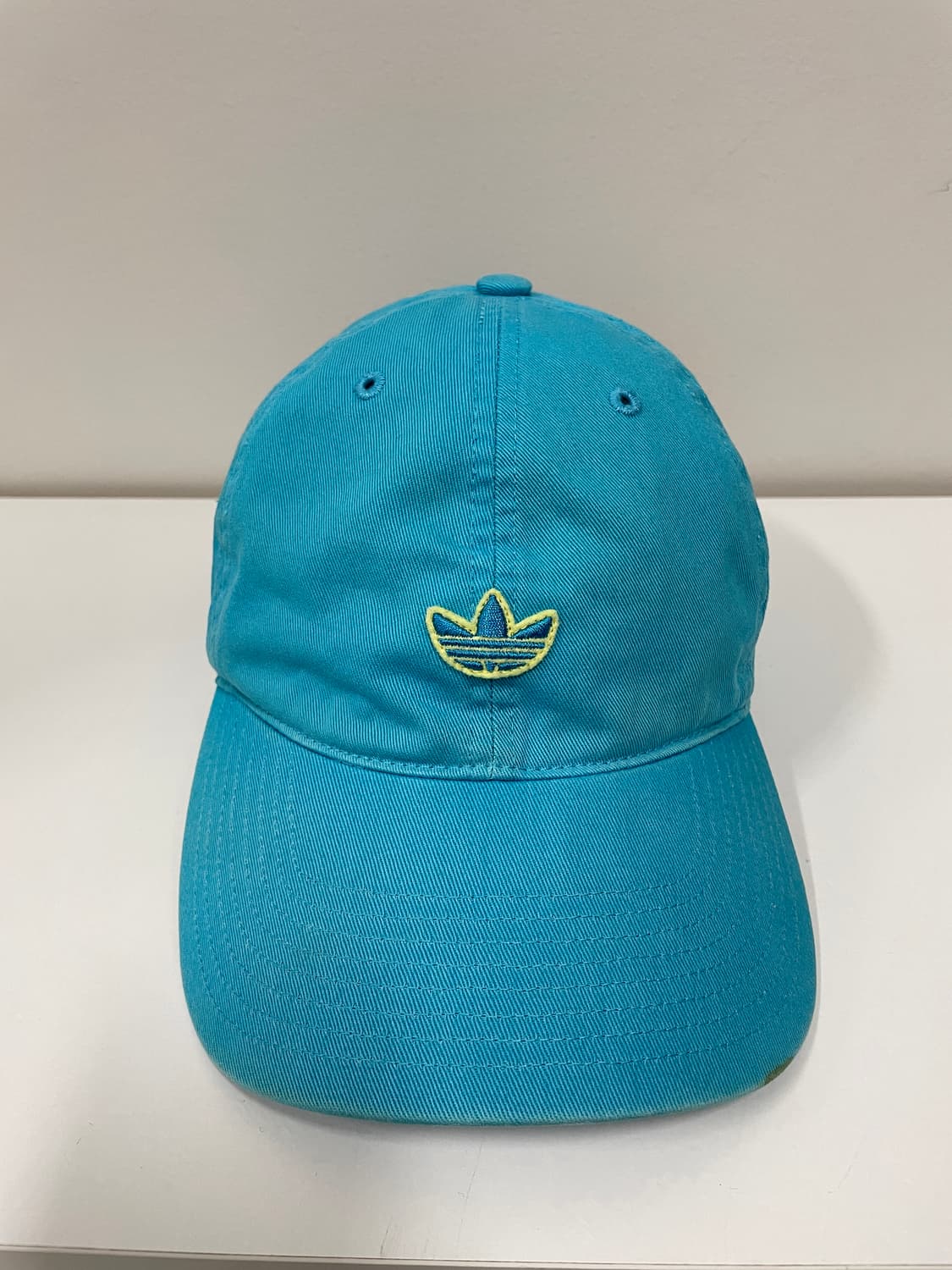 아디다스 파스텔블루 볼캡 상품이미지1