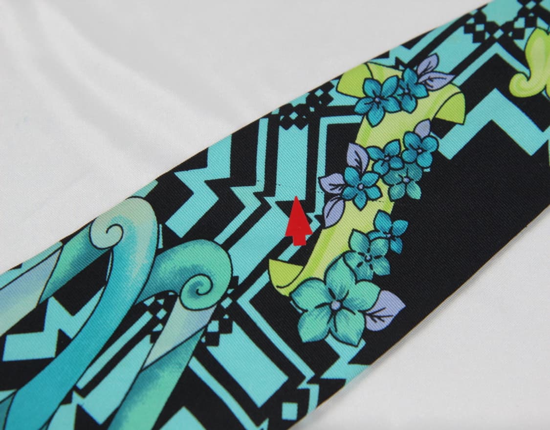 베르사체 9.1cm B+등급 남자 명품 넥타이 상품이미지5