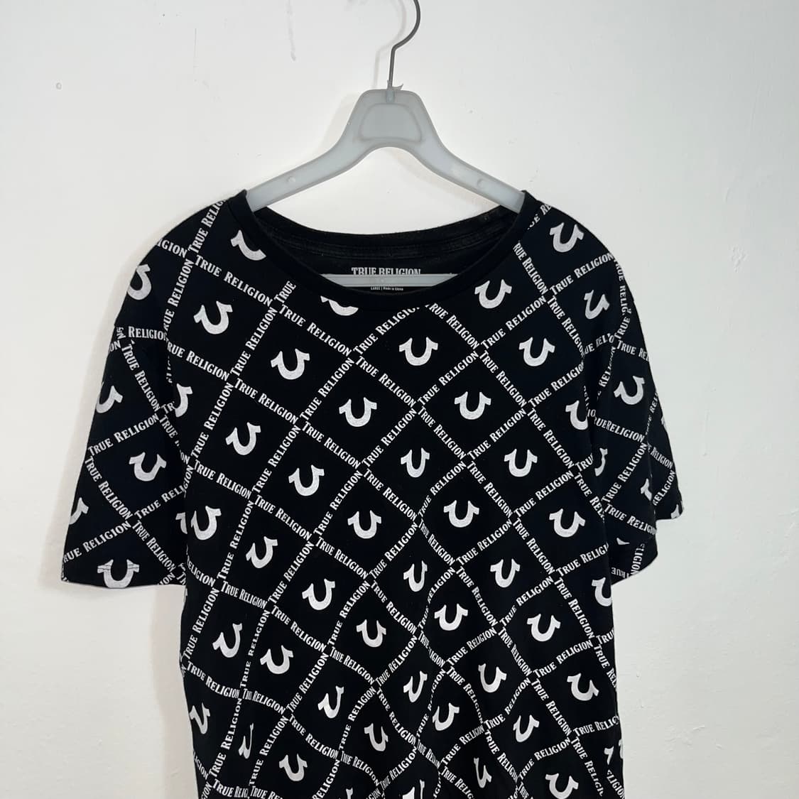 True Religion black t-shirt 상품이미지5