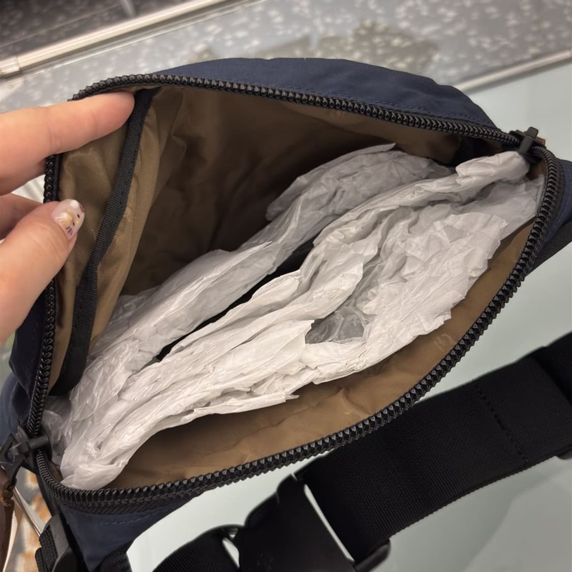 폴로 랄프로렌 멀티포켓 웨이스트백 짐색 C06047 상품이미지3