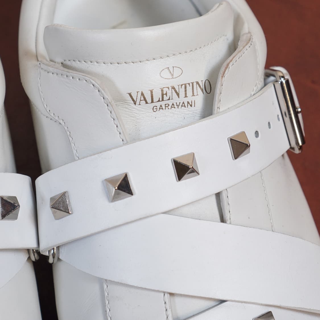 발렌티노 브이펑크 레더 스니커즈 상품이미지4