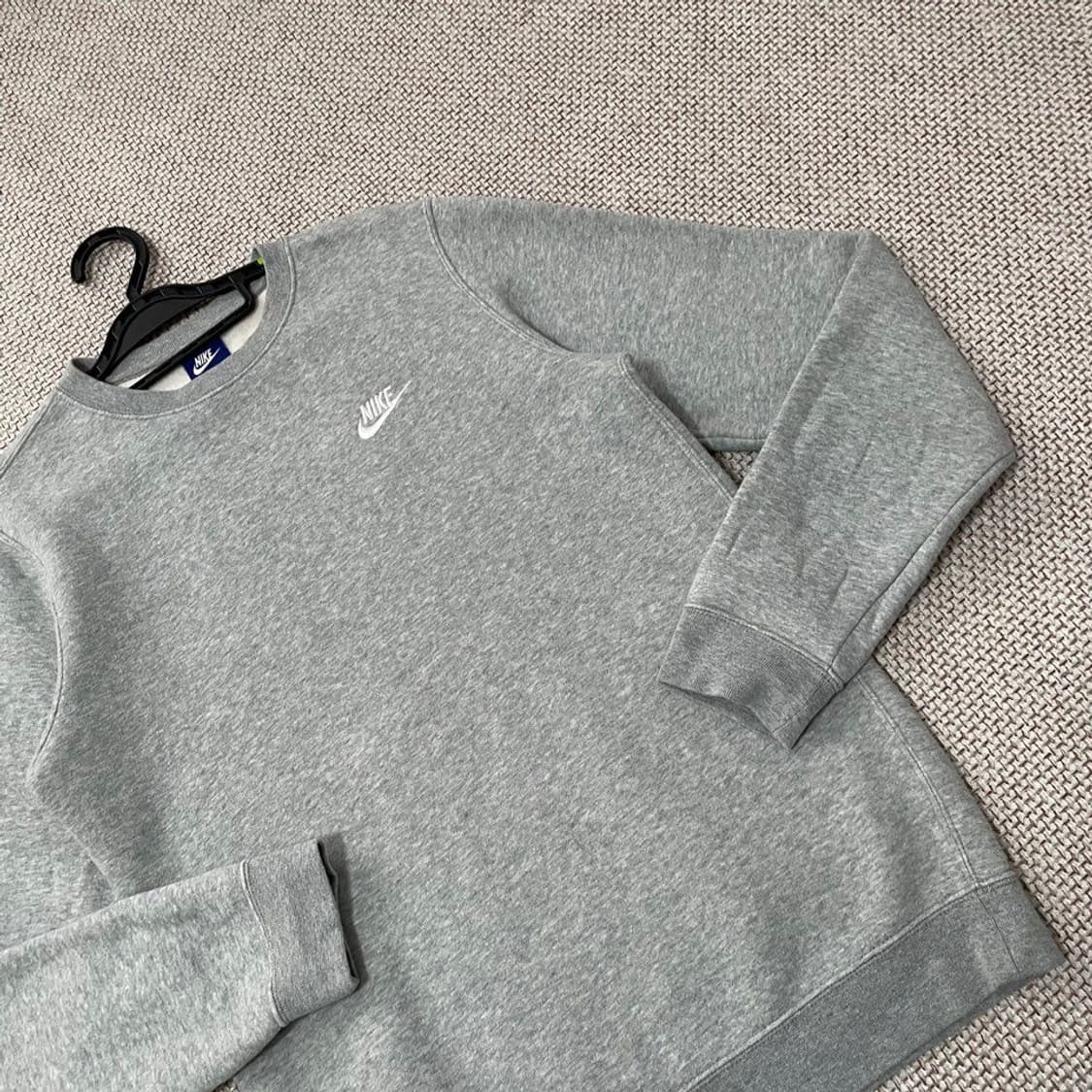 나이키 기모 라운드 맨투맨. 6582 상품이미지2