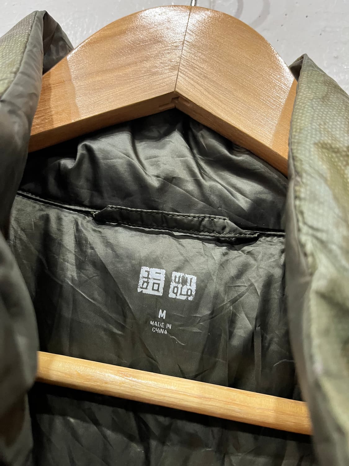 유니클로 밀리터리 다운 경량 패딩 베스트 조끼 M 상품이미지3