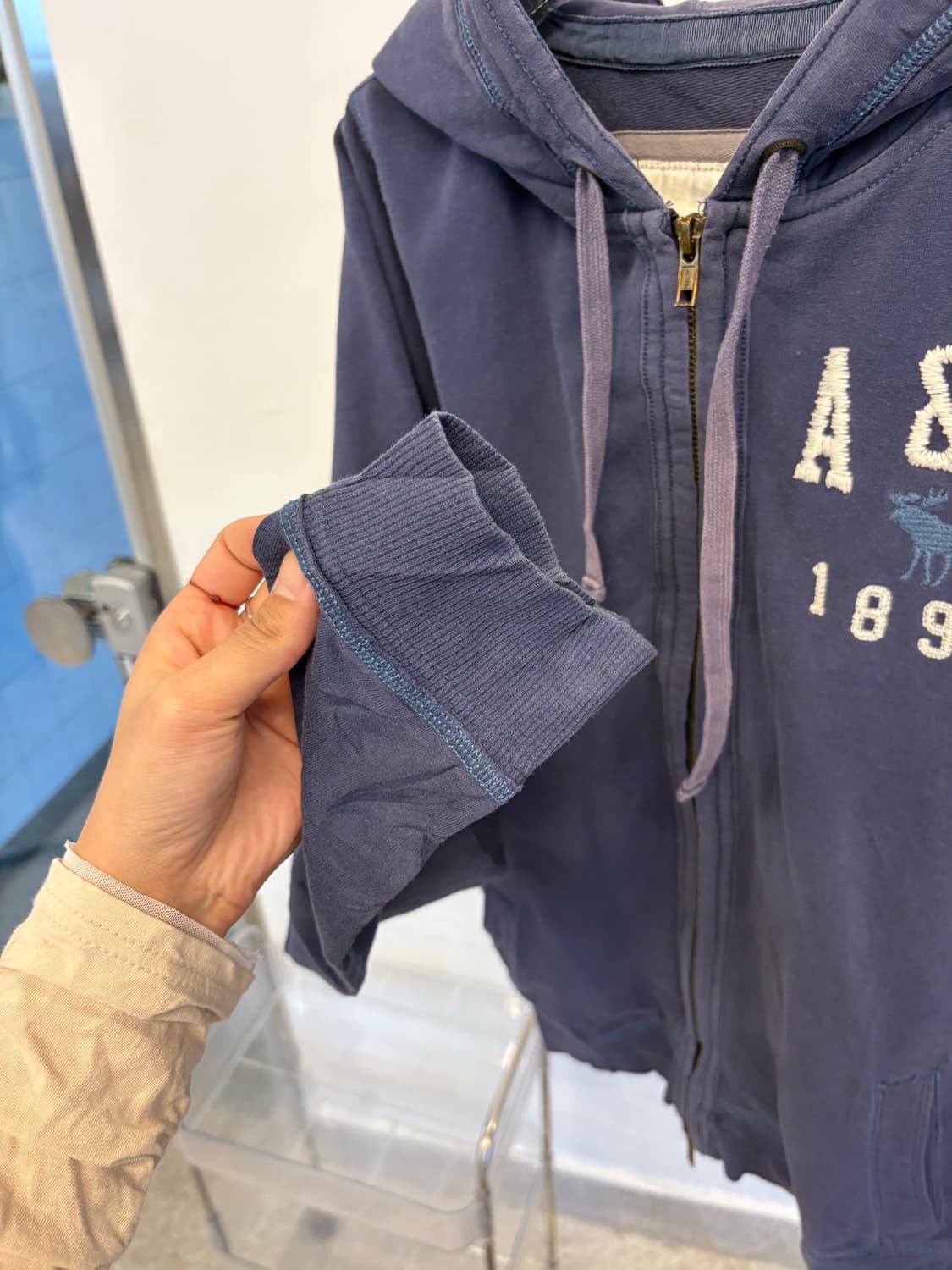 Abercrombie navy hood zip up 상품이미지6