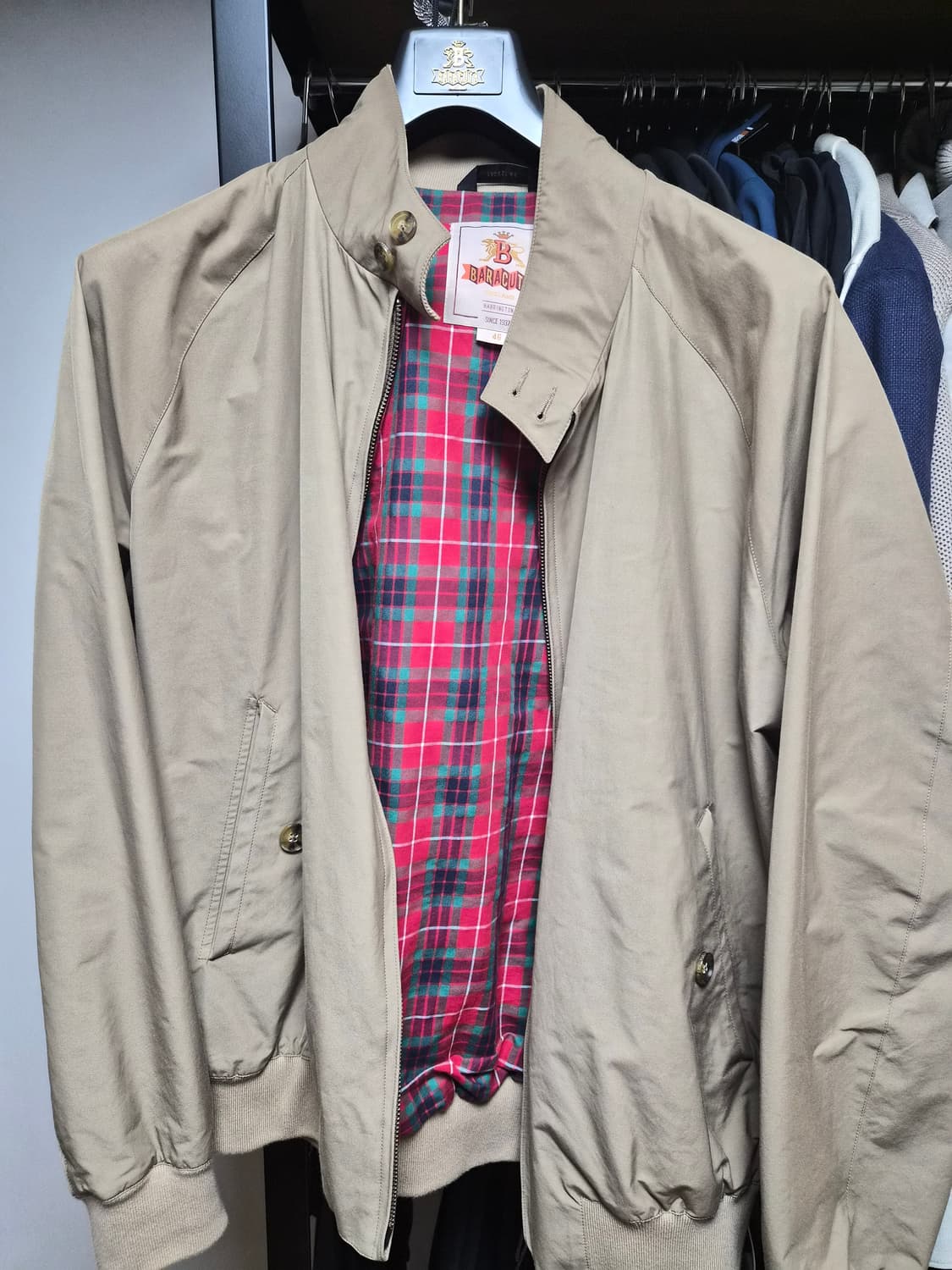 바라쿠타 G9 헤링텃자켓 탄 색상 46사이즈 판매 상품이미지1