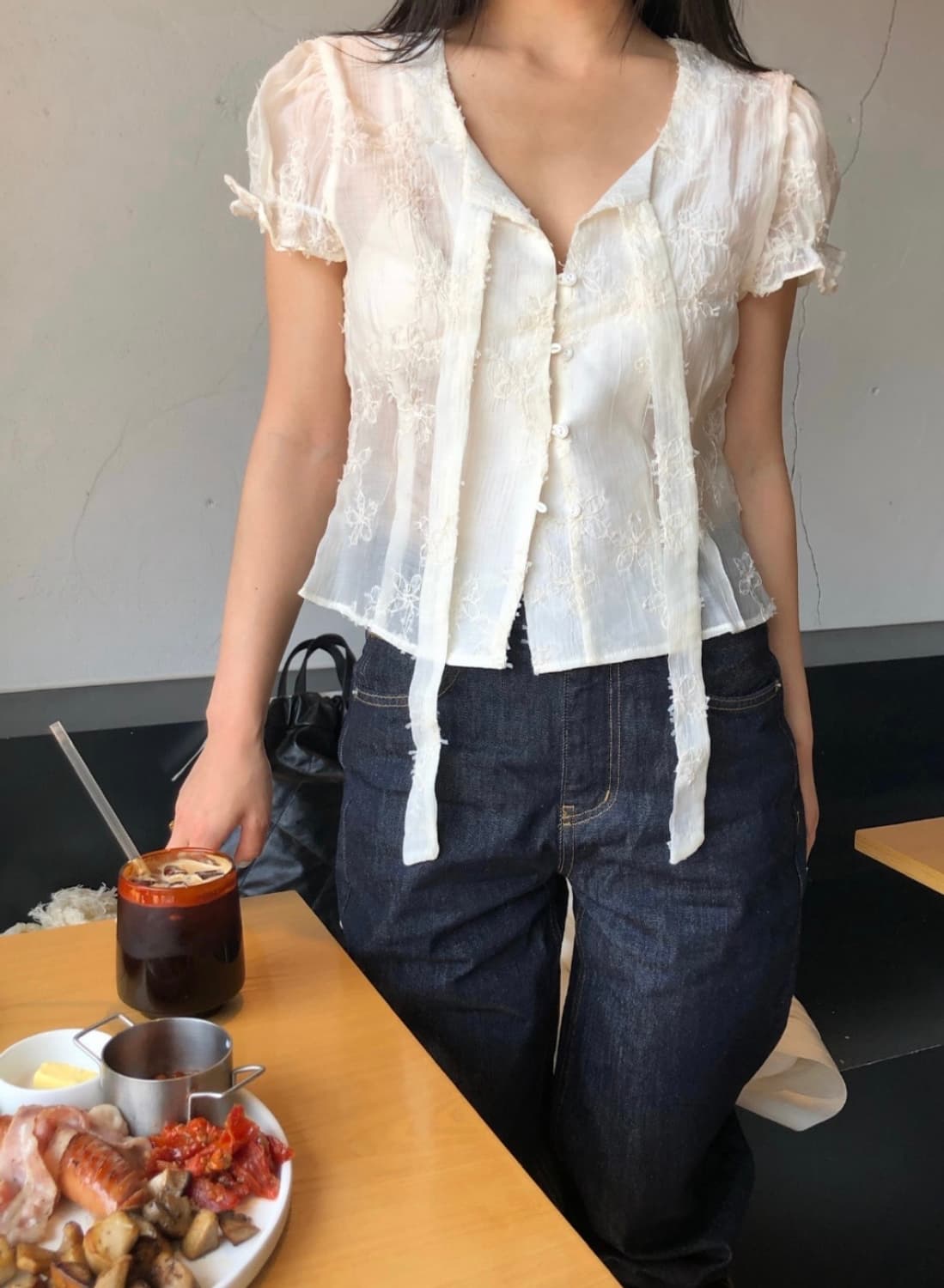 (New!) Architect flower puff blouse  상품이미지3