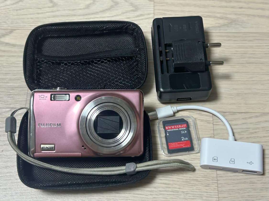 후지필름 파인픽스 f70exr 핑크디카 상품이미지1