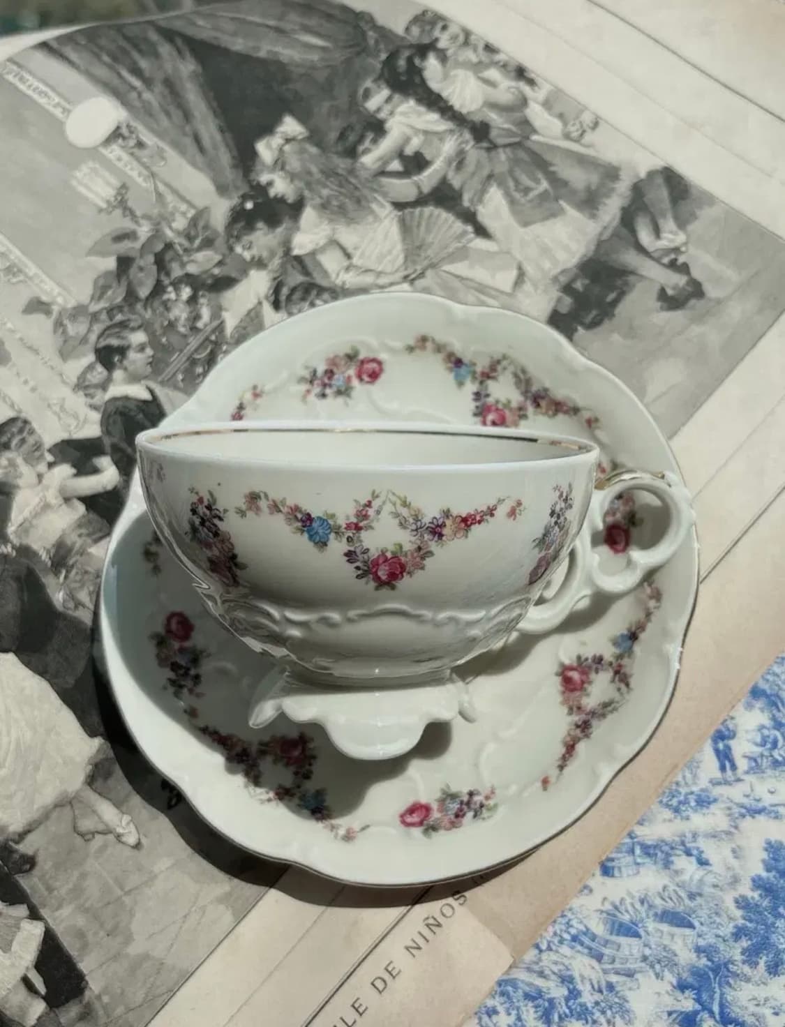 독일 올드 슈바르첸함머 핸드페인티드 찻잔 듀오세트 상품이미지3