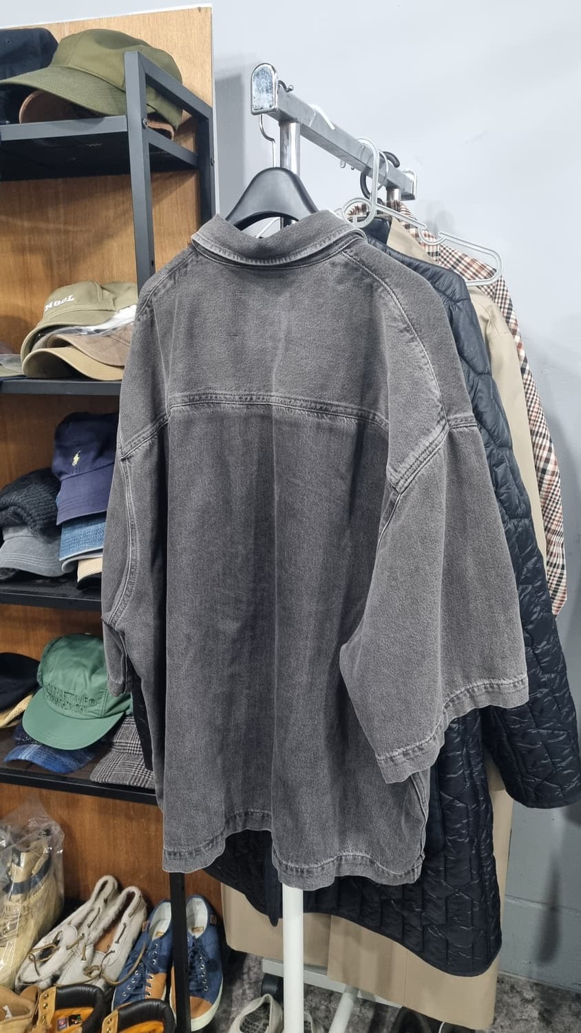 코스 cos 남성 워싱 데님셔츠 가슴단면71 (110이상) 상태좋음 상품이미지2