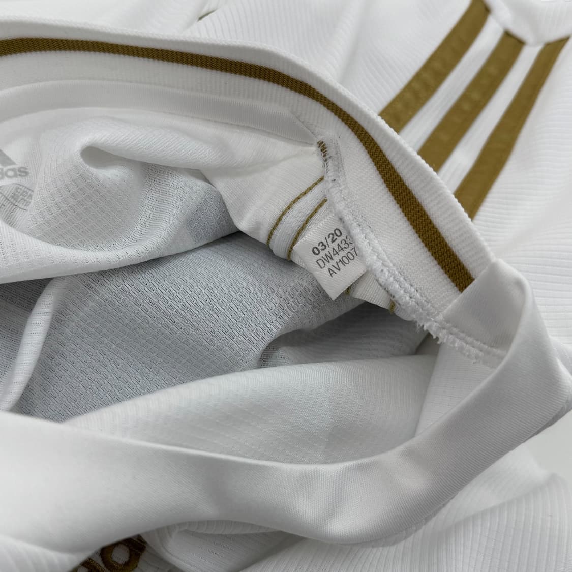 19-20 레알 마드리드 홈 No.8 토니 크로스 상품이미지9