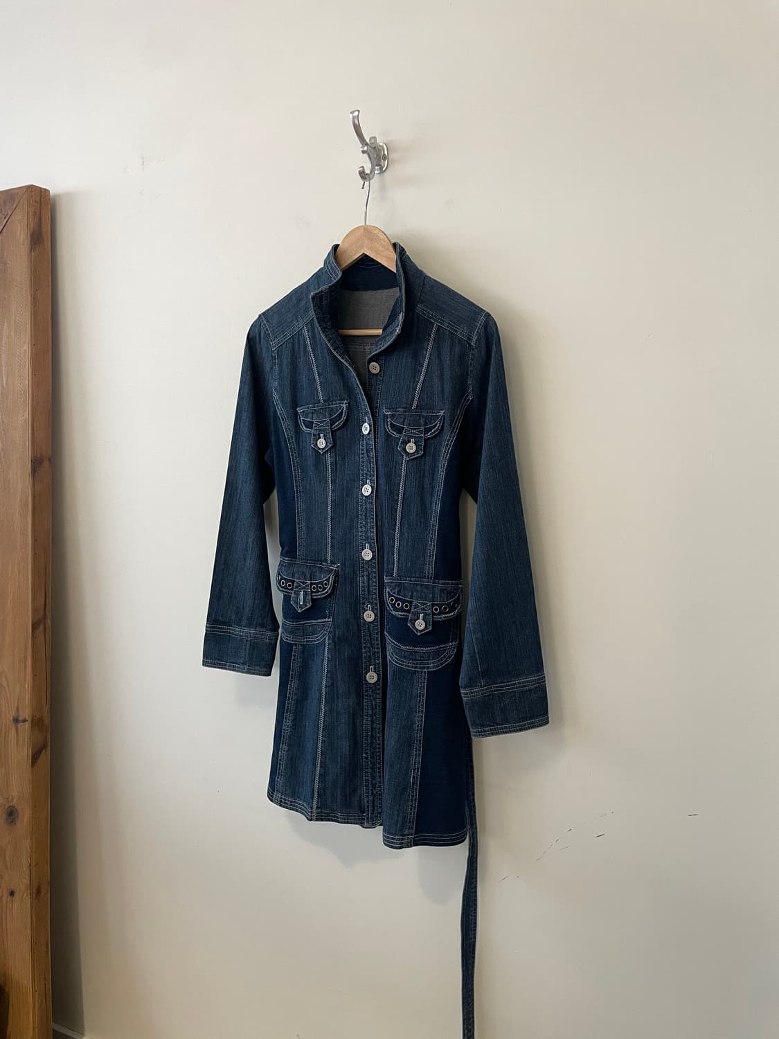 dark wash denim belted dress 상품이미지1