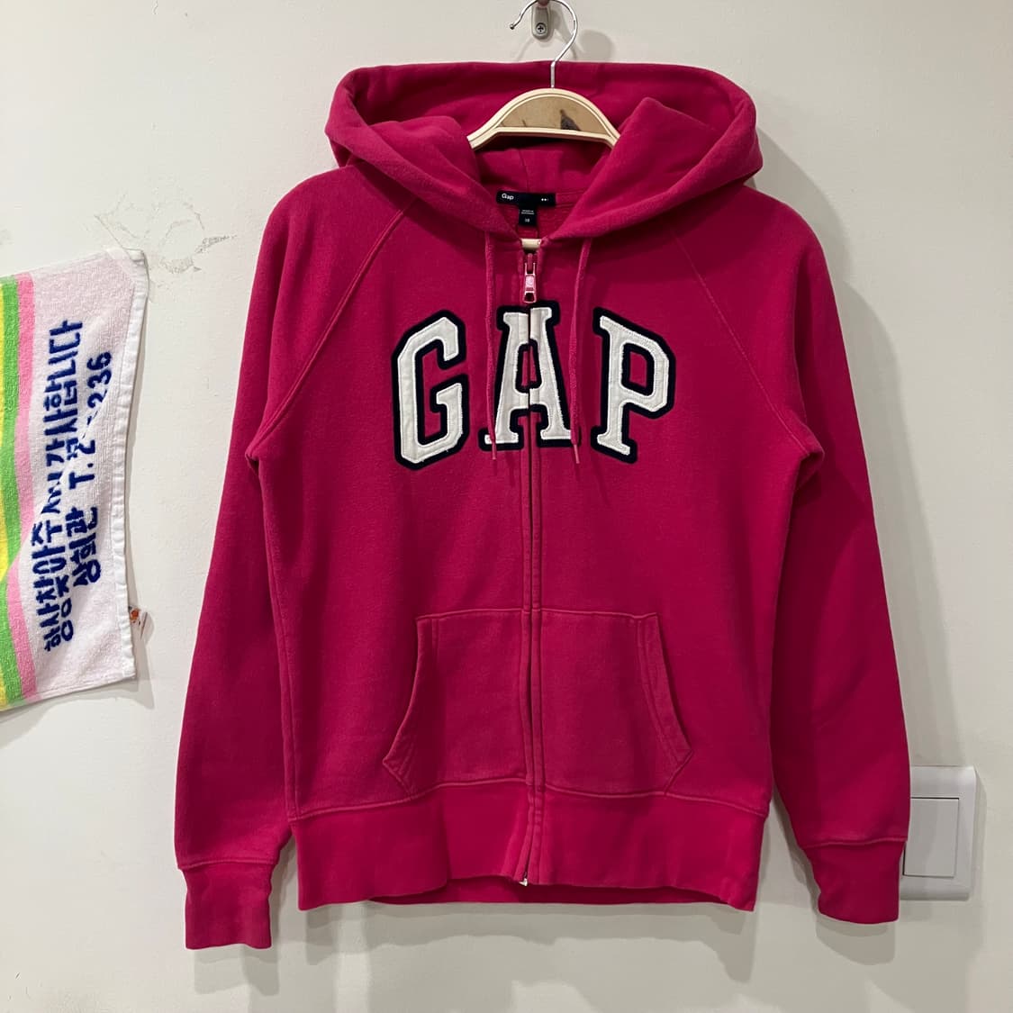 327 갭 후드집업 핫핑크 상품이미지1
