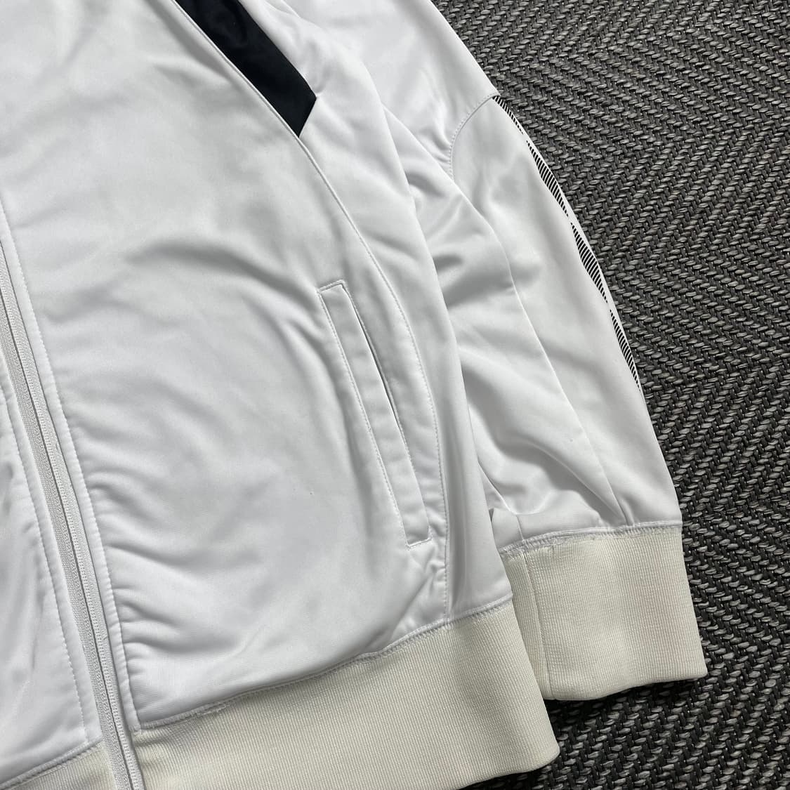 엄브로 사이드라인 올드스쿨 트랙탑 져지o 4143 상품이미지2