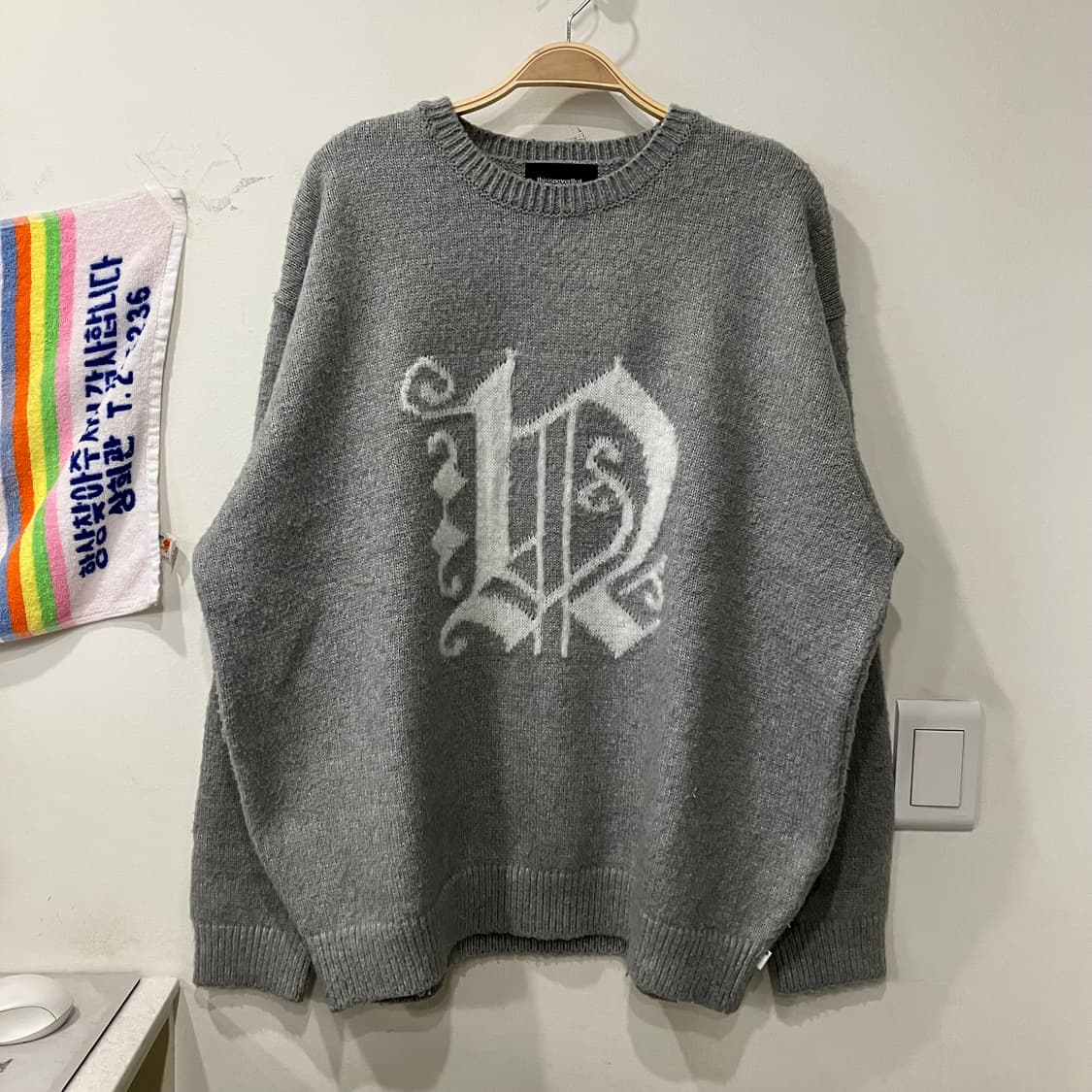 553 디스이즈네버댓 니트 그레이 상품이미지1