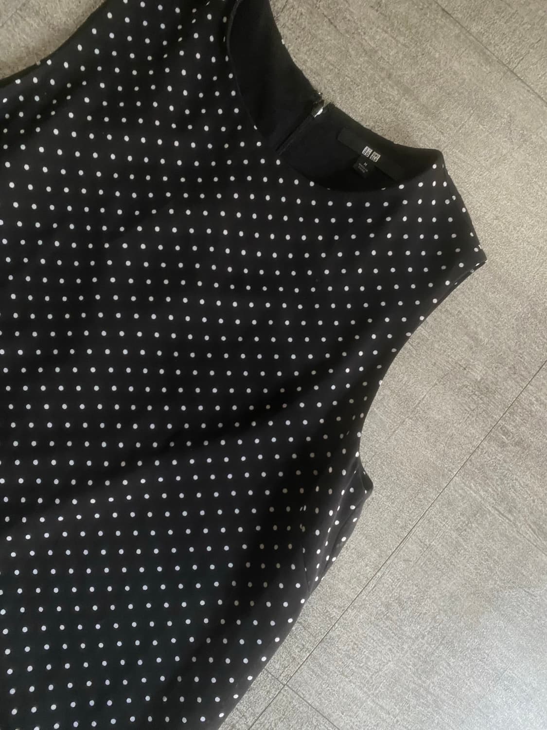 Uniqlo 유니클로 달천깔페어리 도트땡땡이 슬립플리츠원피스 상품이미지2